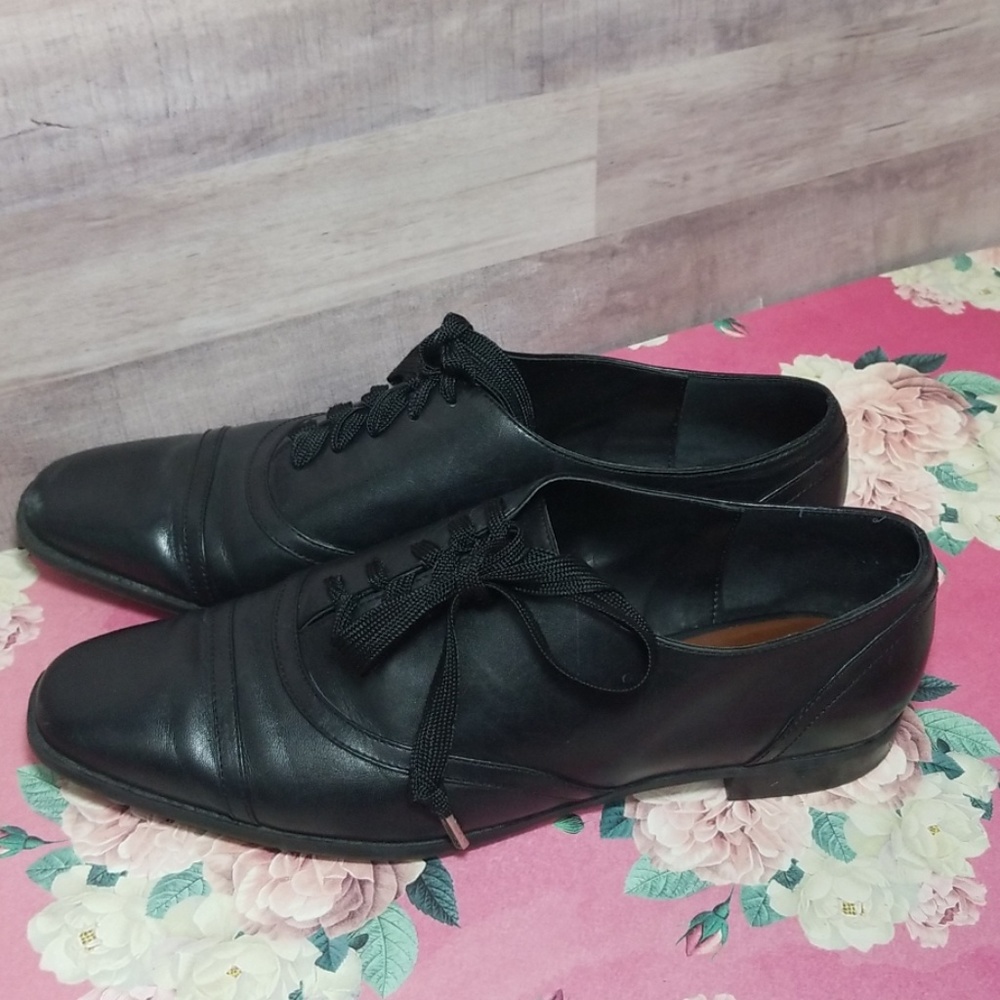 Etienne Aigner black shoes size 8